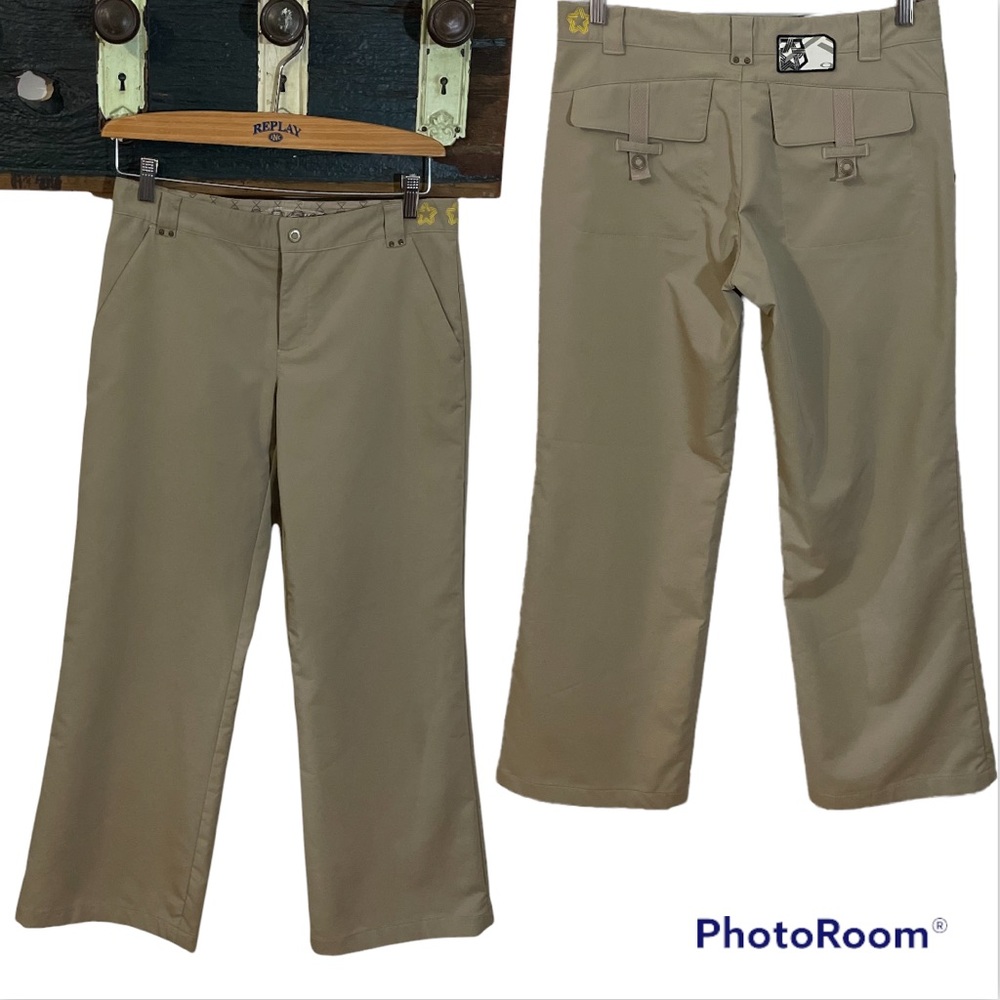Oakley Beige Casual Athletic Pants Size 6